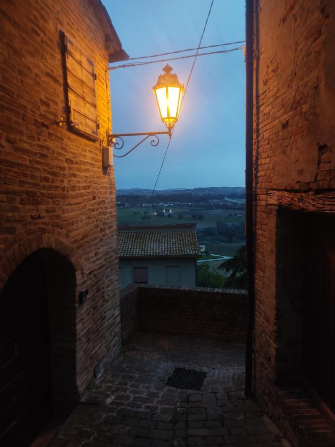 הוילה Castelleone di Suasa Casa Borgo Fonte מראה חיצוני תמונה